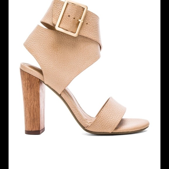 Splendid Jayla Heel - Picture 1 of 9
